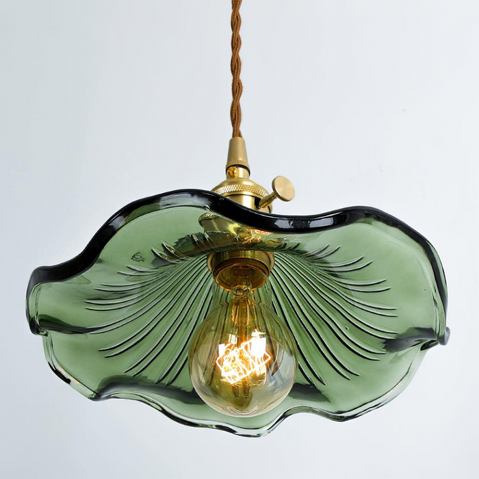 Stilfuld Lampe Med Hibiscus-Blomst