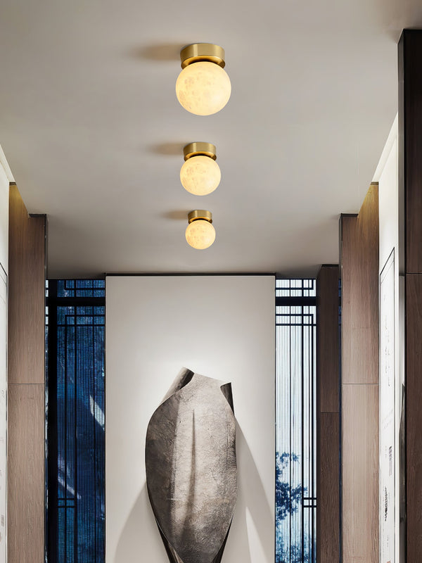 Moon Alabaster Loftslampe