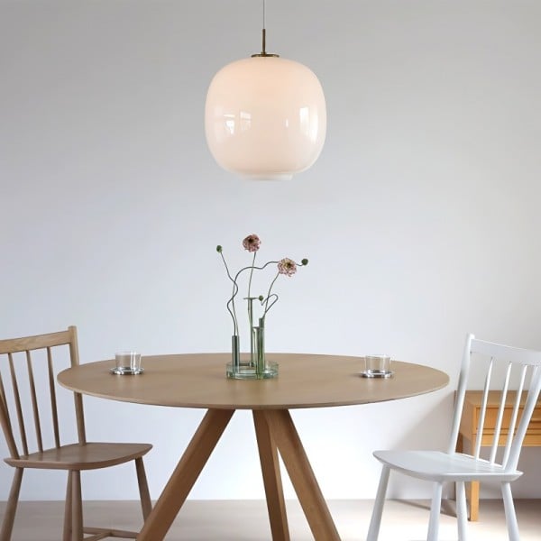 Moderne Nordisk Pendel I Opalglas